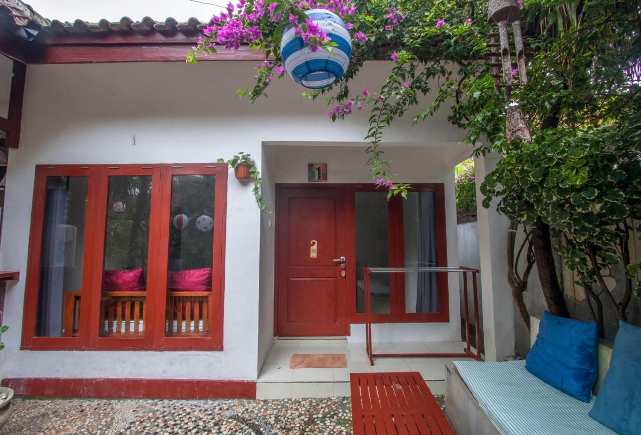 Aaliku Bungalows กีลีตราวางัน ภายนอก รูปภาพ